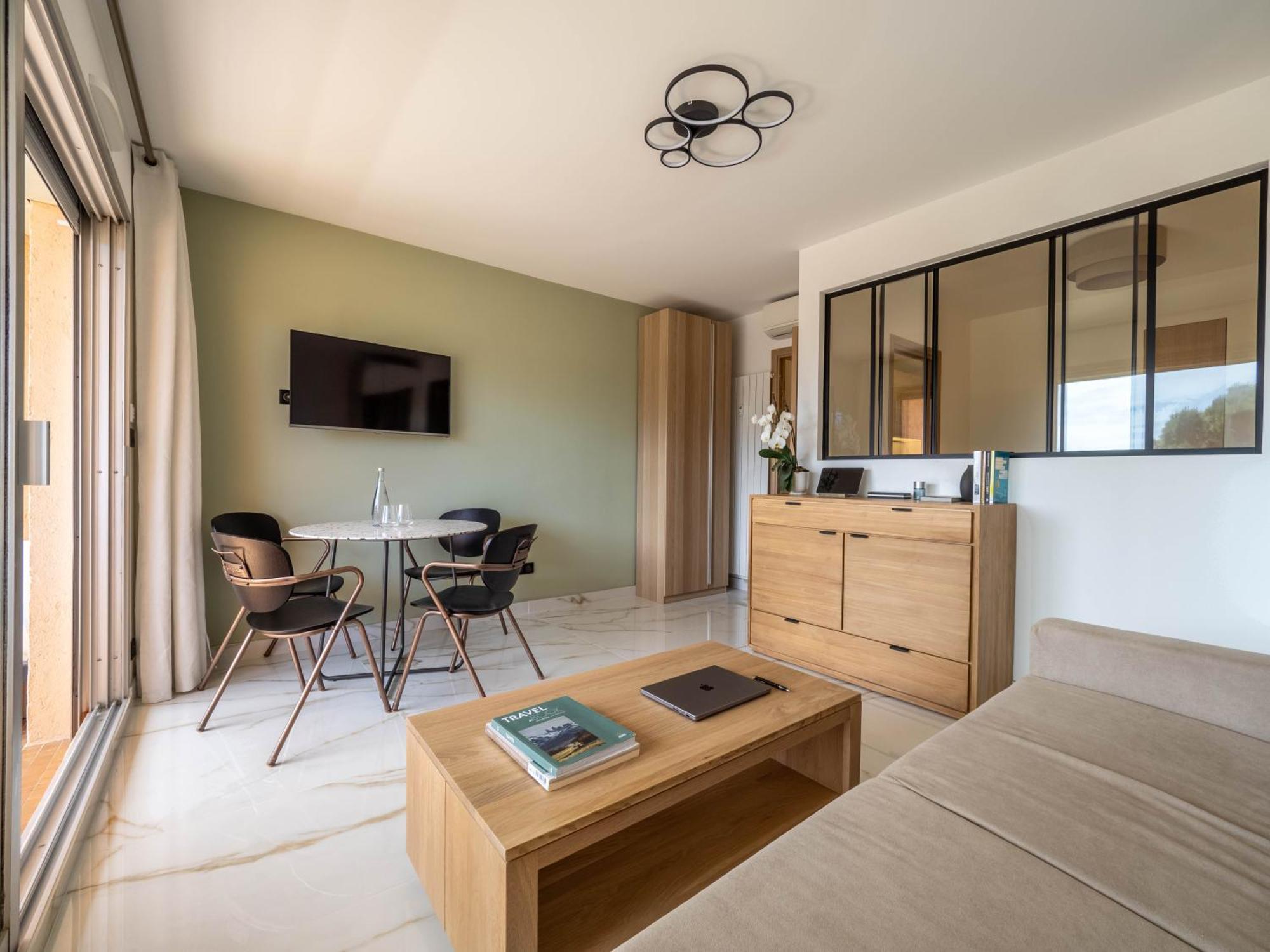 גולף-ז'ואן Eden Azur - Residence Hoteliere מראה חיצוני תמונה